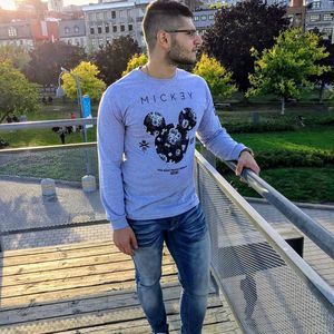 Meet your Posher, Chris